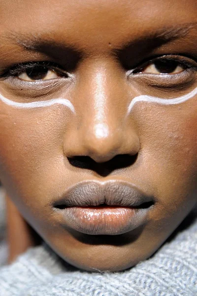 Look 1